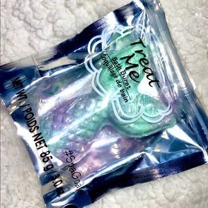 TREAT ME! Bath Burst -Relaxing Bath Bomb